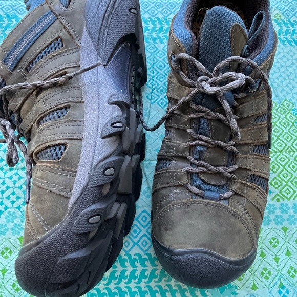 Keen Men's Athletic Shoes in Brown and Blue - Picture 2 of 5